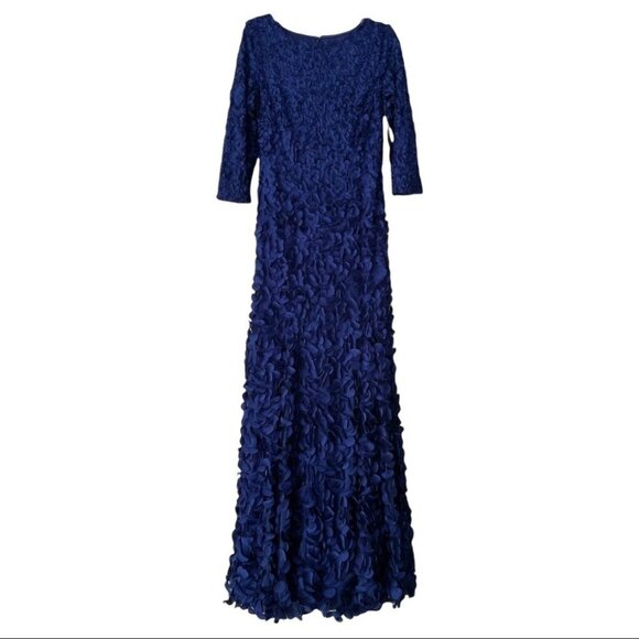 NWT Theia Couture Petal Embellished Designer Boatneck Floor Length Gown Size 8 - Picture 8 of 15